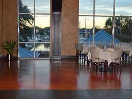 South Shore Harbour Resort & Conference Center