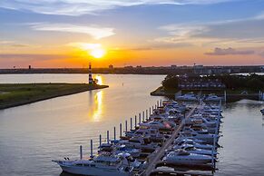 South Shore Harbour Resort & Conference Center