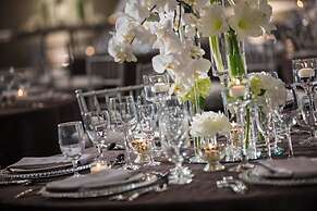 Renaissance Waterford Oklahoma City Hotel