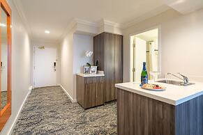 Executive Suites Hotel Metro Vancouver