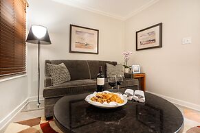 Executive Suites Hotel Metro Vancouver