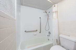 Ramada by Wyndham Mountain Home