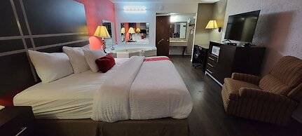 Ramada by Wyndham Mountain Home