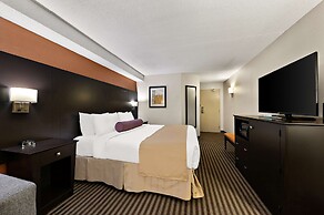 Best Western Plus Toronto North York Hotel & Suites