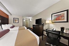Best Western Plus Toronto North York Hotel & Suites