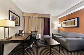 Best Western Plus Toronto North York Hotel & Suites
