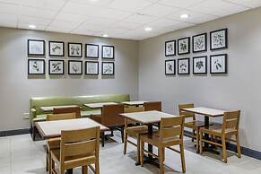 Country Inn & Suites by Radisson, Atlanta Downtown