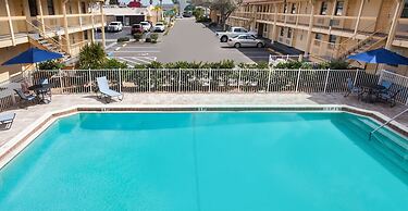 Baymont by Wyndham Fort Myers Central