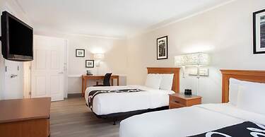 Baymont by Wyndham Fort Myers Central