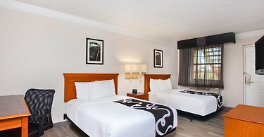 Baymont by Wyndham Fort Myers Central