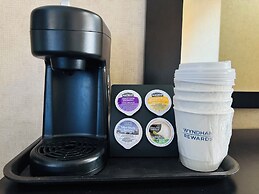 Travelodge by Wyndham Prince Albert