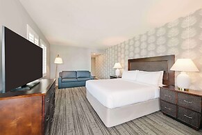 Jamaica Bay Inn Marina Del Rey,Tapestry Collection by Hilton