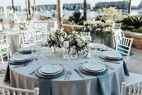 Jamaica Bay Inn Marina Del Rey,Tapestry Collection by Hilton