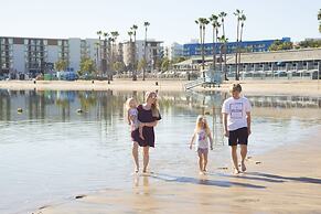 Jamaica Bay Inn Marina Del Rey,Tapestry Collection by Hilton