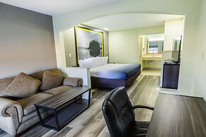 Super 8 by Wyndham Jackson MS Near the Fairgrounds