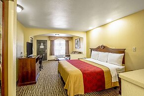 Econo Lodge Inn & Suites