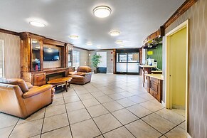 Super 8 by Wyndham Jackson MS Near the Fairgrounds