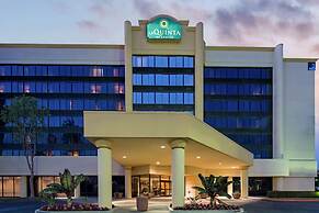 La Quinta Inn & Suites by Wyndham Buena Park