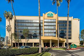 La Quinta Inn & Suites by Wyndham Buena Park