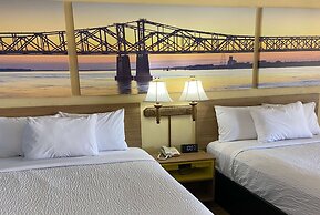 Days Inn by Wyndham Clinton