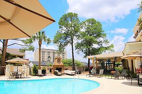 Crowne Plaza Executive Center Baton Rouge by IHG