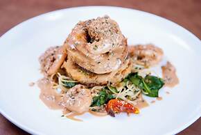 Crowne Plaza Executive Center Baton Rouge by IHG