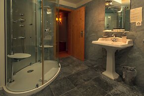 Kleos Hotel Bernina by Kleos Group Collection