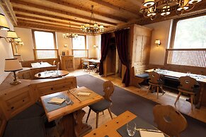 Kleos Hotel Bernina by Kleos Group Collection