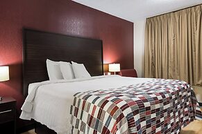 Red Roof Inn & Suites Statesboro - University