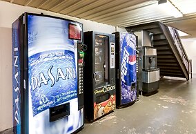 Red Roof Inn & Suites Statesboro - University