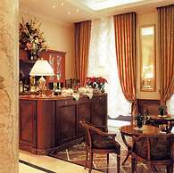 Andreola Central Hotel