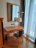 Andreola Central Hotel