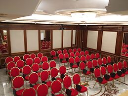 Andreola Central Hotel