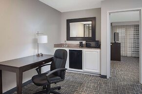 La Quinta Inn & Suites by Wyndham Atlanta Airport South
