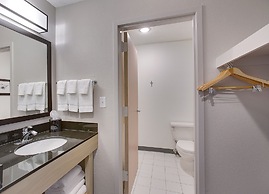 Country Inn & Suites by Radisson, Wichita East, KS