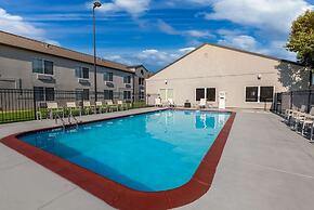 Country Inn & Suites by Radisson, Wichita East, KS