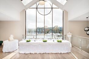 Holiday Inn Lincoln by IHG