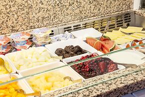 Holiday Inn Lincoln by IHG