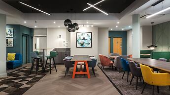 Holiday Inn Lincoln by IHG