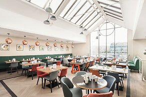 Holiday Inn Lincoln by IHG