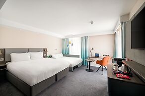 Holiday Inn Lincoln by IHG