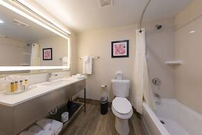 Holiday Inn Milwaukee Brookfield by IHG