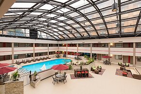 Holiday Inn Milwaukee Brookfield by IHG