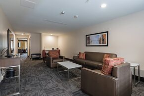 Holiday Inn Milwaukee Brookfield by IHG