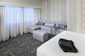 Courtyard by Marriott Alexandria Old Town/Southwest
