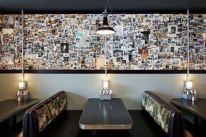 Graduate by Hilton Lincoln