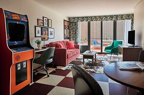 Graduate by Hilton Lincoln