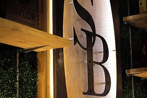 Graduate by Hilton Lincoln