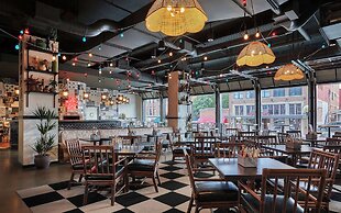 Graduate by Hilton Lincoln