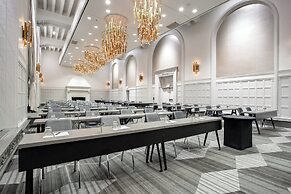 THE MIDLAND HOTEL, Chicago, a Tribute Portfolio Hotel